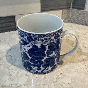 Vintage Takahashi Grapes/ Leaves Porcelain Mug